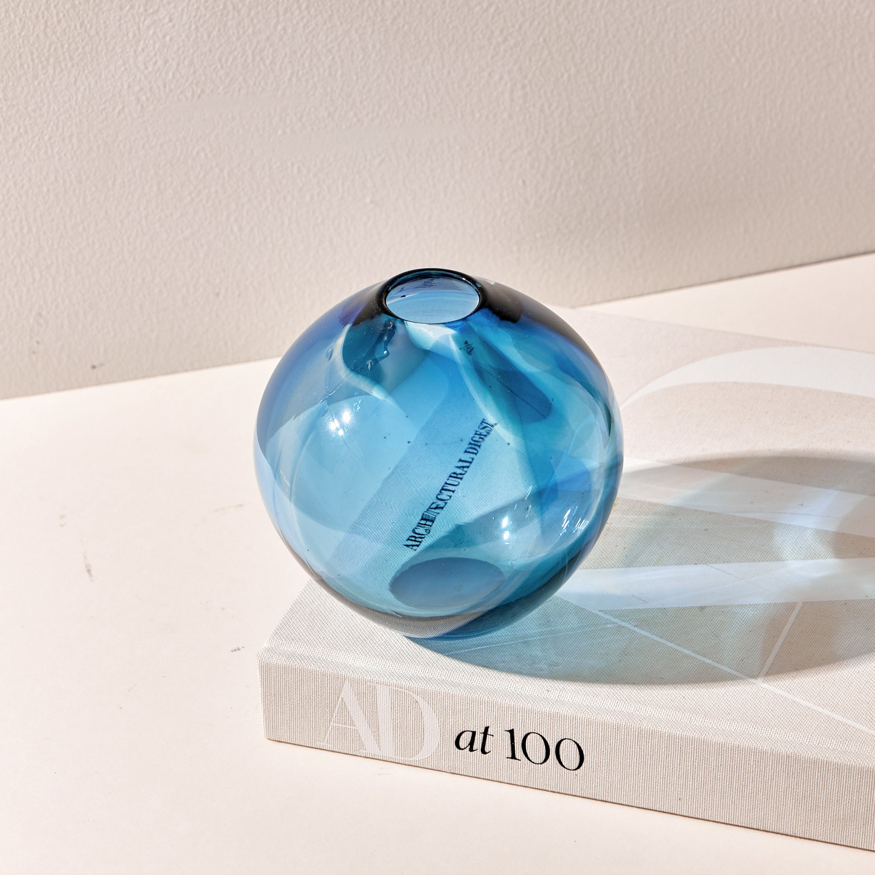 FAVIAN Hand-blown Glass Vase - Medium